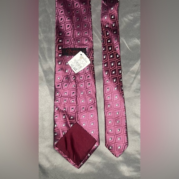 Men’s Charvet Vintage NWT Pink Silver Geometric Regular Designer Silk Italy Tie - Picture 2 of 3